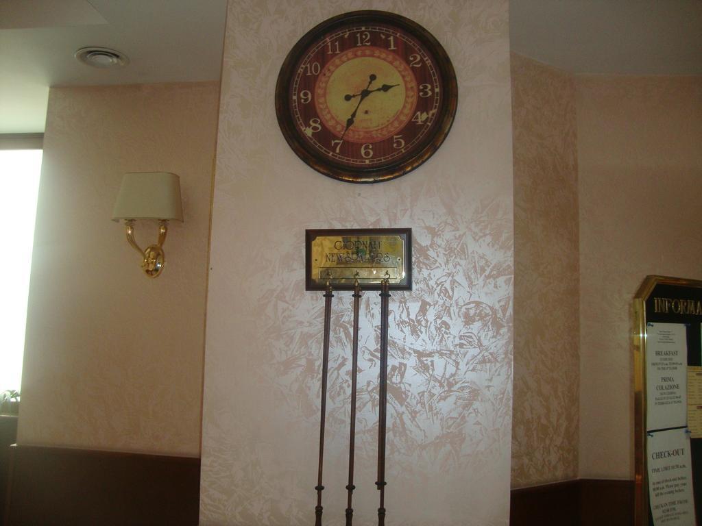 Hotel Primus Roma Exterior photo